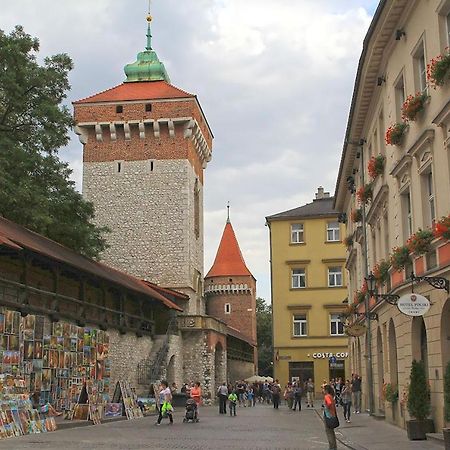 Attractive Apartment Oldtown Near Thetrain Station Cracovia Exterior foto