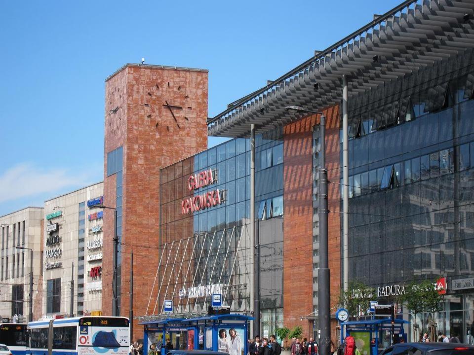 Attractive Apartment Oldtown Near Thetrain Station Cracovia Exterior foto